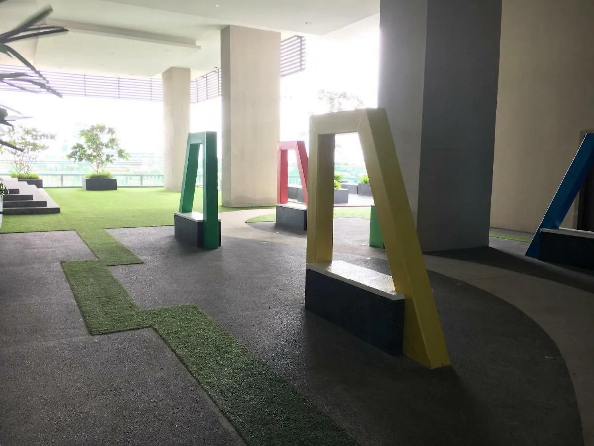 Jb-Singapore Paragon Suites Homestay ジョホールバル