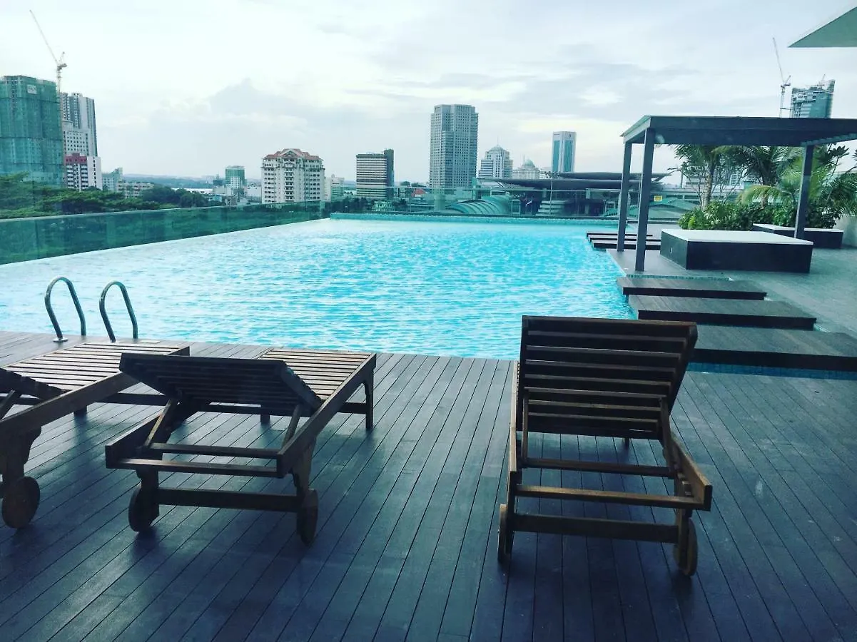 Jb-Singapore Paragon Suites Homestay ジョホールバル